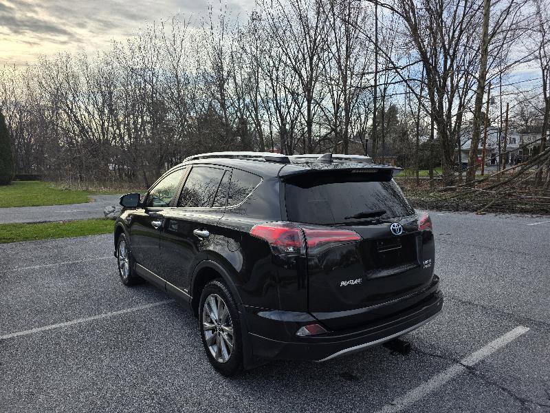 Used 2017 Toyota RAV4 Limited w/ Advanced Technology Package AWD/4WD image 4