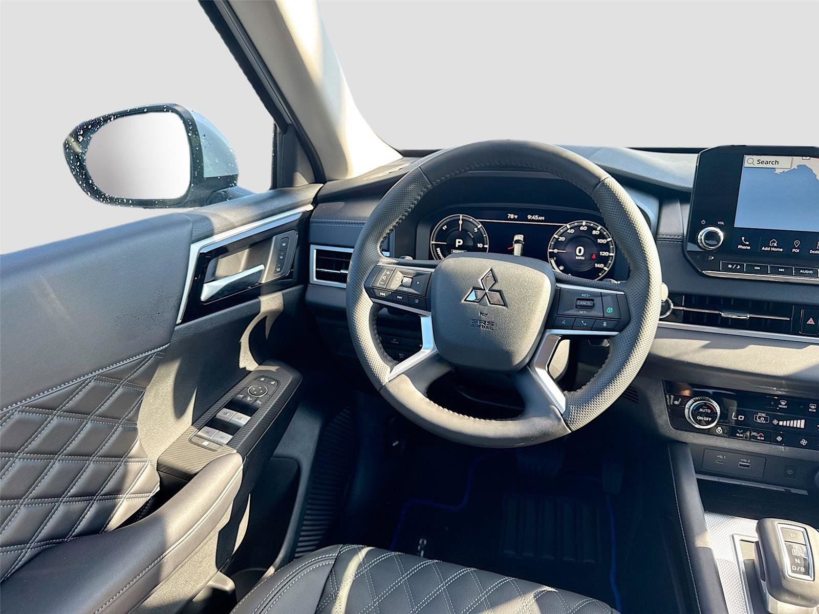 New 2025 Mitsubishi Outlander SEL image 23