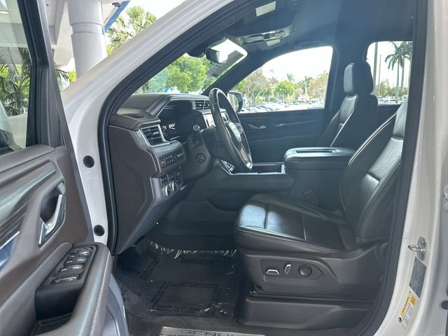 Used 2022 GMC Yukon XL Denali w/ Advanced Technology Package AWD/4WD image 22