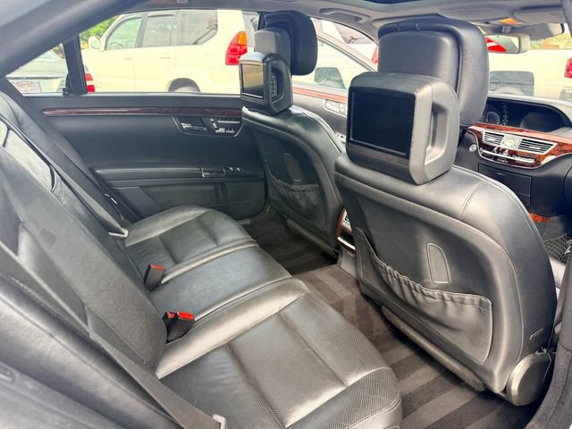 Used 2010 Mercedes-Benz S 550 4MATIC image 23