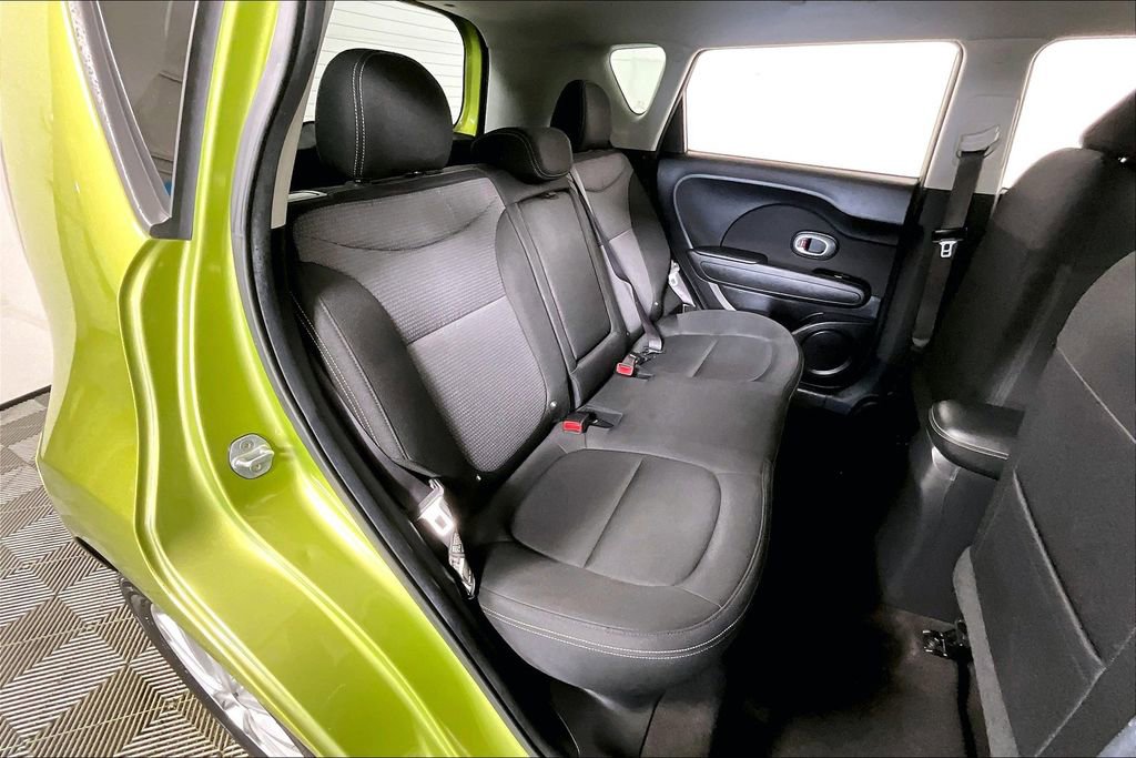 Used 2017 Kia Soul + image 25