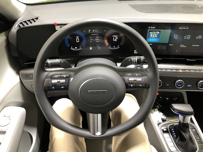 New 2026 Hyundai Kona SE image 23