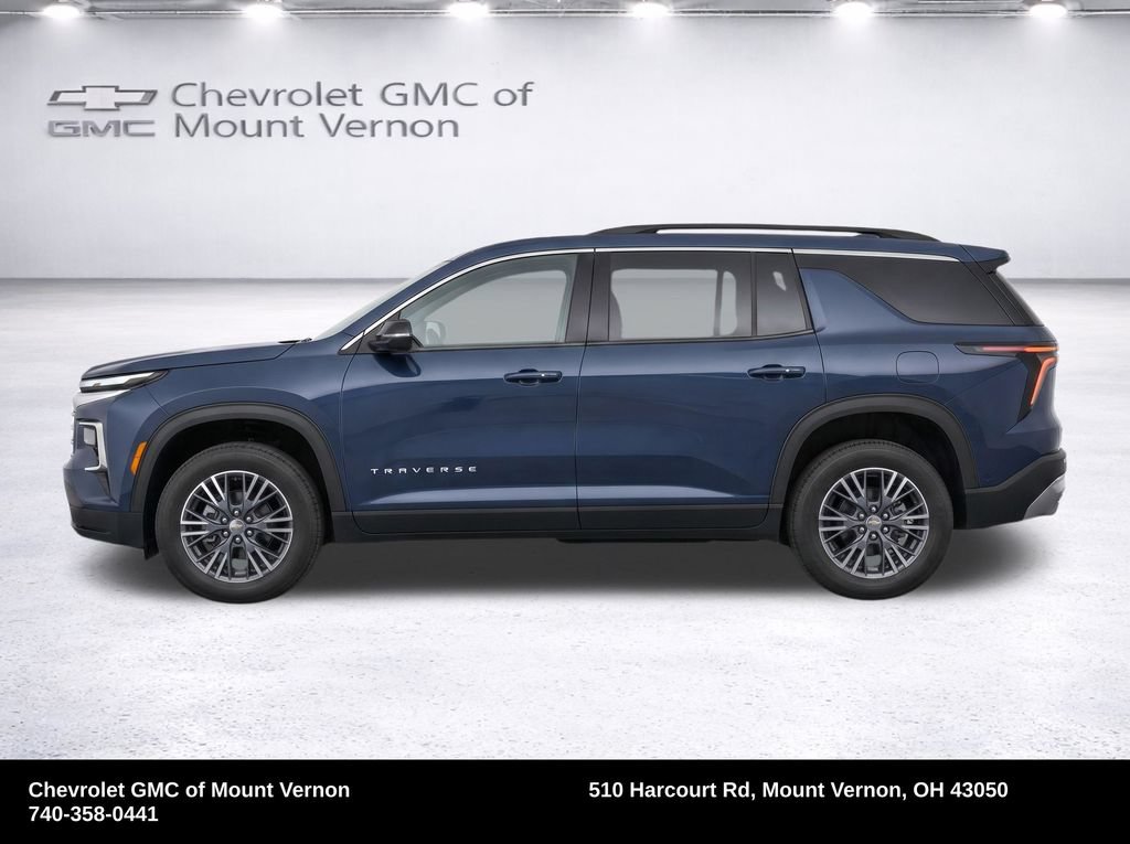 Used 2025 Chevrolet Traverse LT FWD image 7