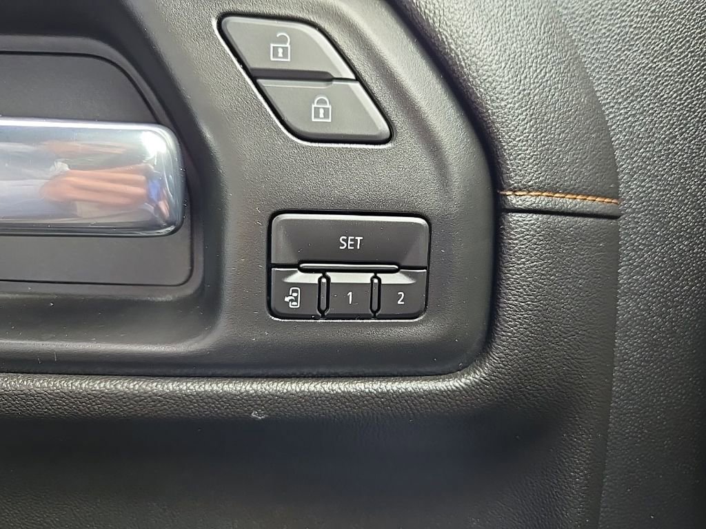 Used 2020 GMC Sierra 1500 AT4 w/ AT4 Premium Package AWD/4WD image 26
