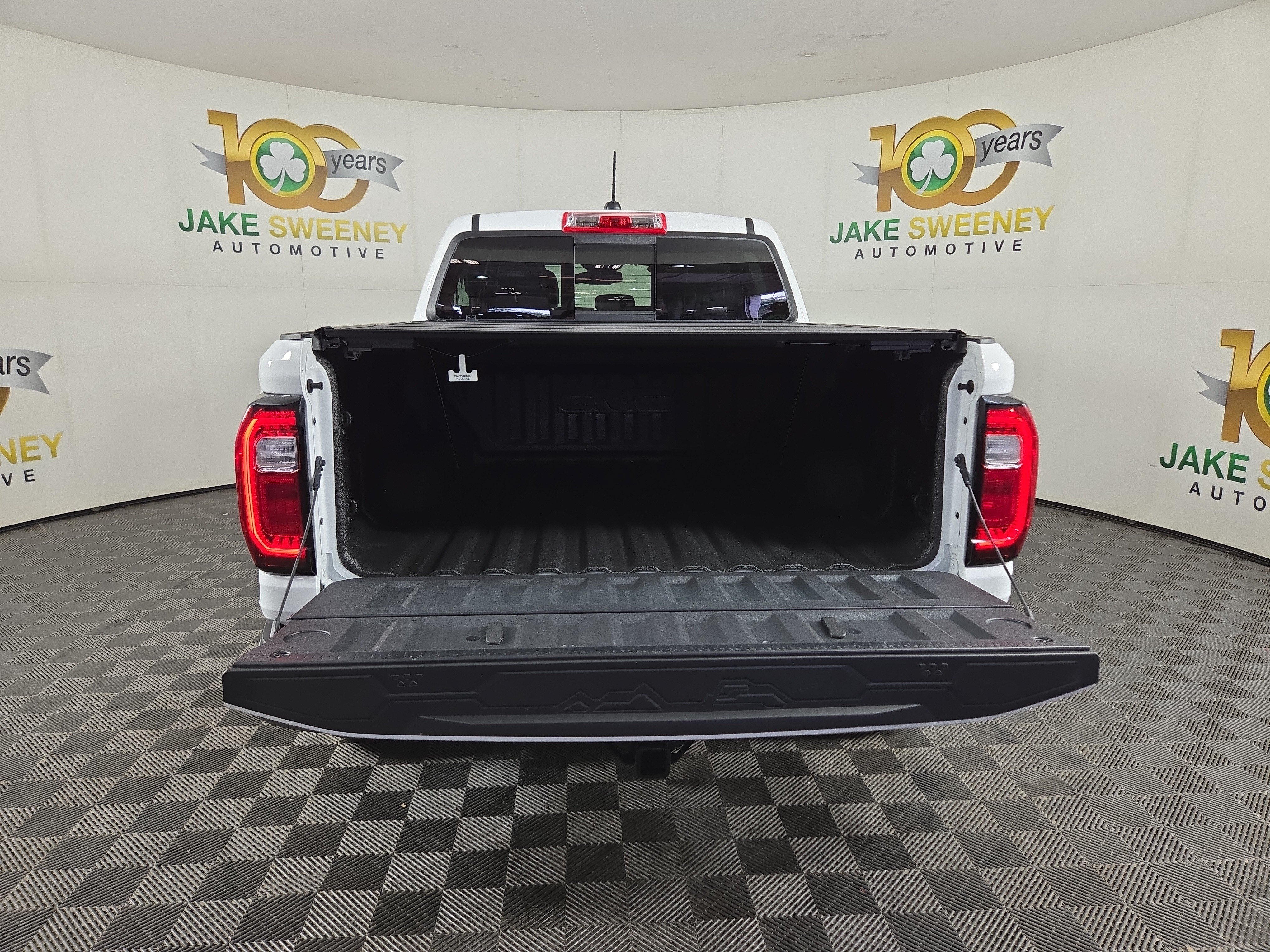 Certified 2025 GMC Canyon Denali AWD/4WD image 32