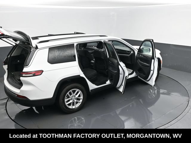 Used 2023 Jeep Grand Cherokee L Laredo AWD/4WD image 27