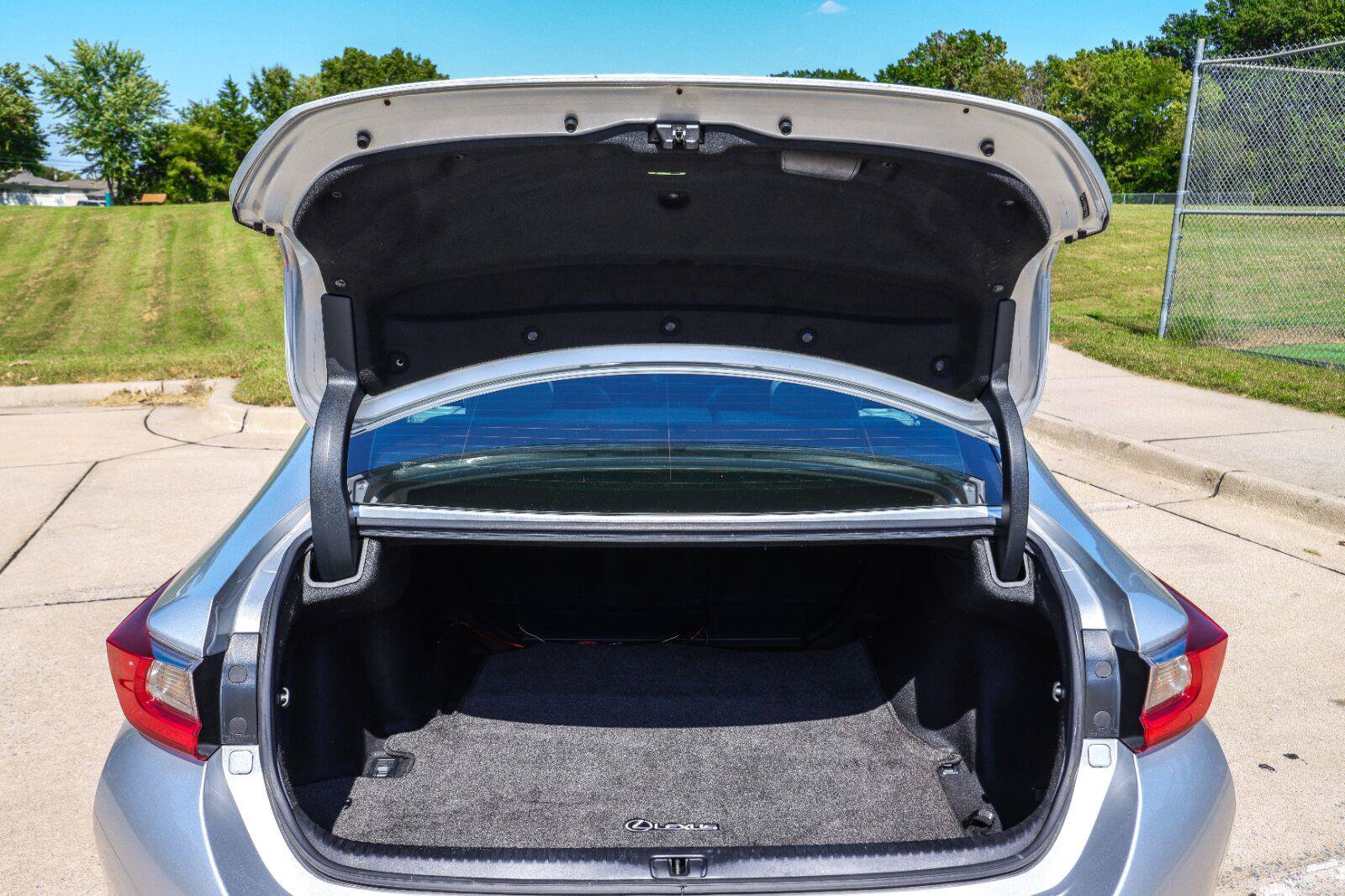 Used 2015 Lexus RC 350 AWD w/ Luxury Package image 22