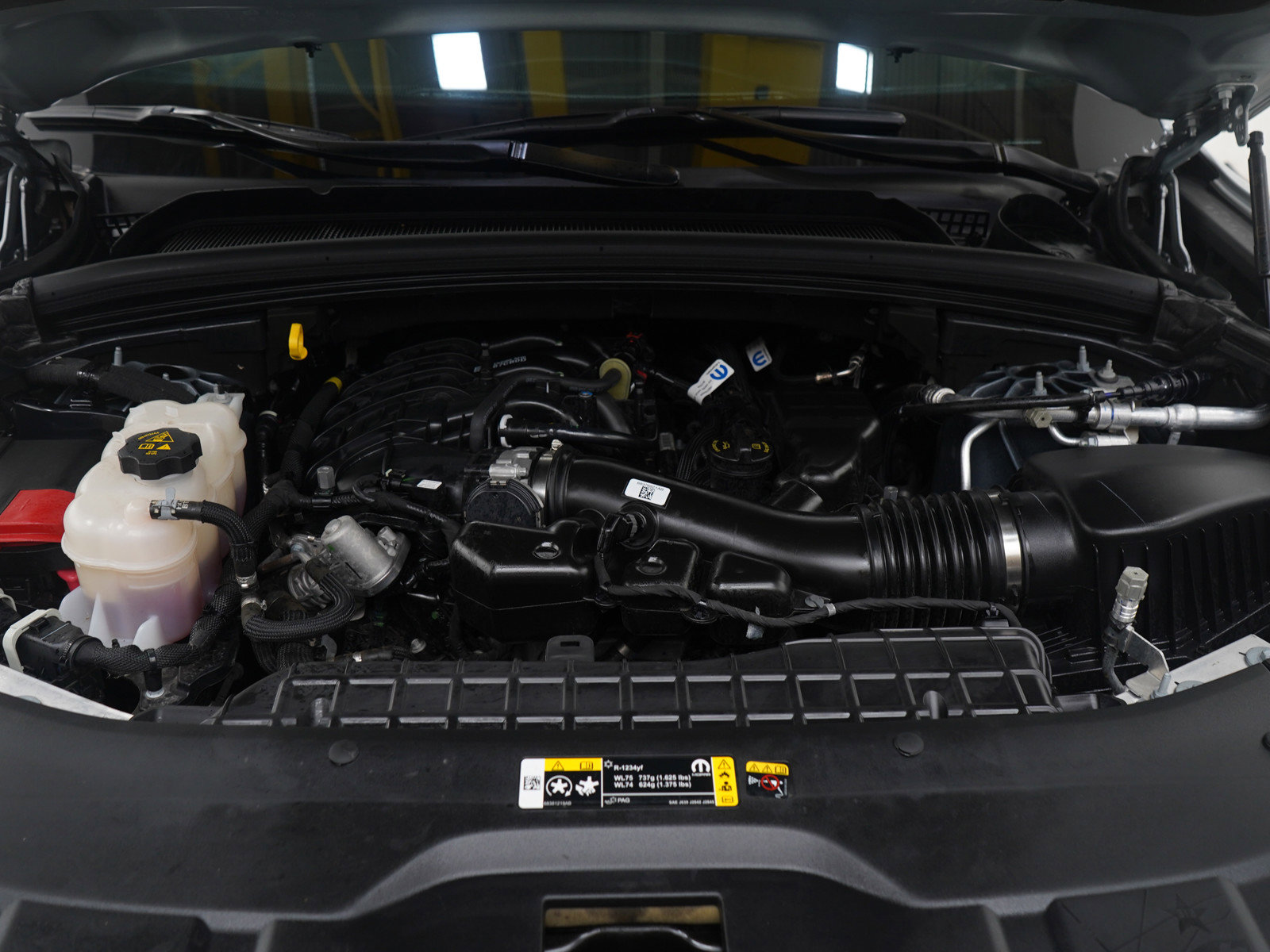 Used 2024 Jeep Grand Cherokee Altitude image 25