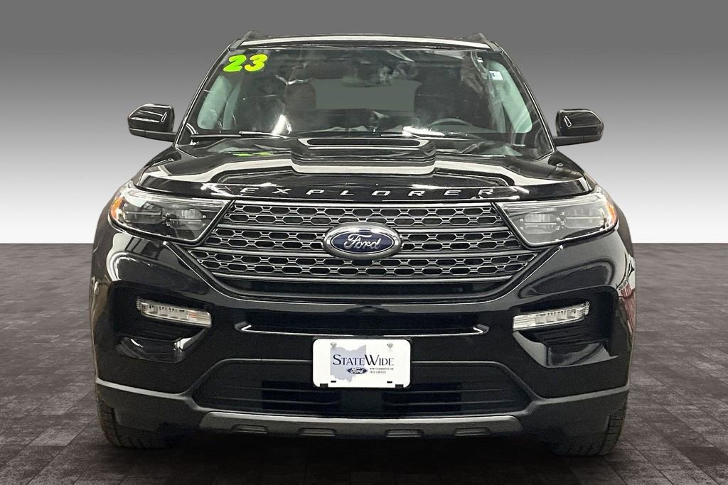 Used 2023 Ford Explorer XLT w/ Equipment Group 202A image 27