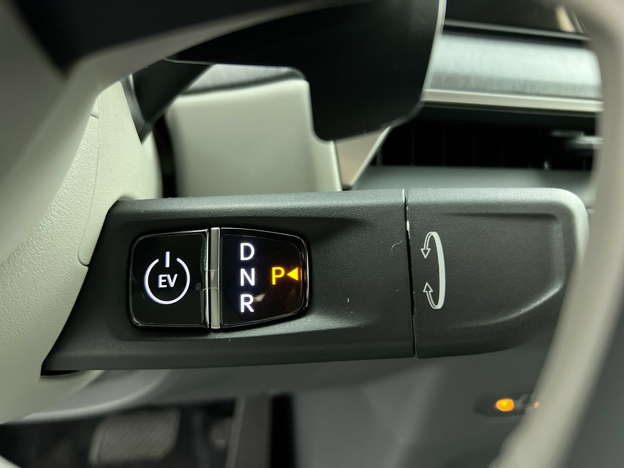 New 2026 Kia EV9 Wind AWD/4WD image 24