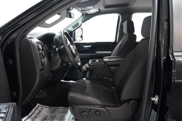 Used 2024 Chevrolet Silverado 2500 Custom w/ Custom Value Package image 12