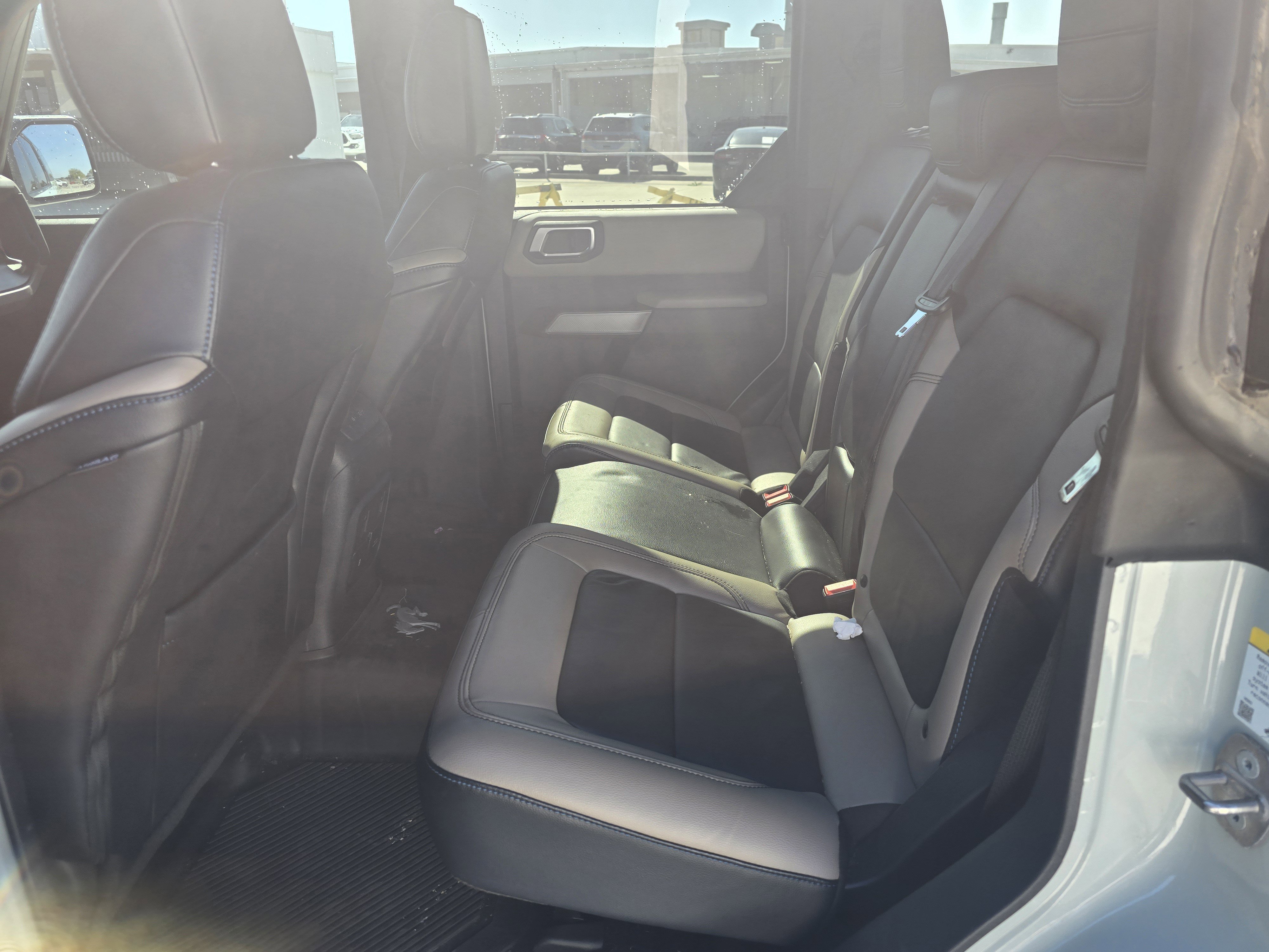 Used 2023 Ford Bronco Wildtrak image 11