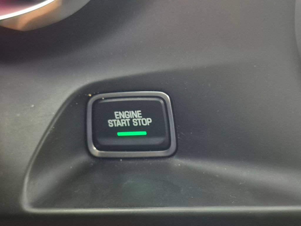 Certified 2021 Chevrolet Camaro SS RWD image 24
