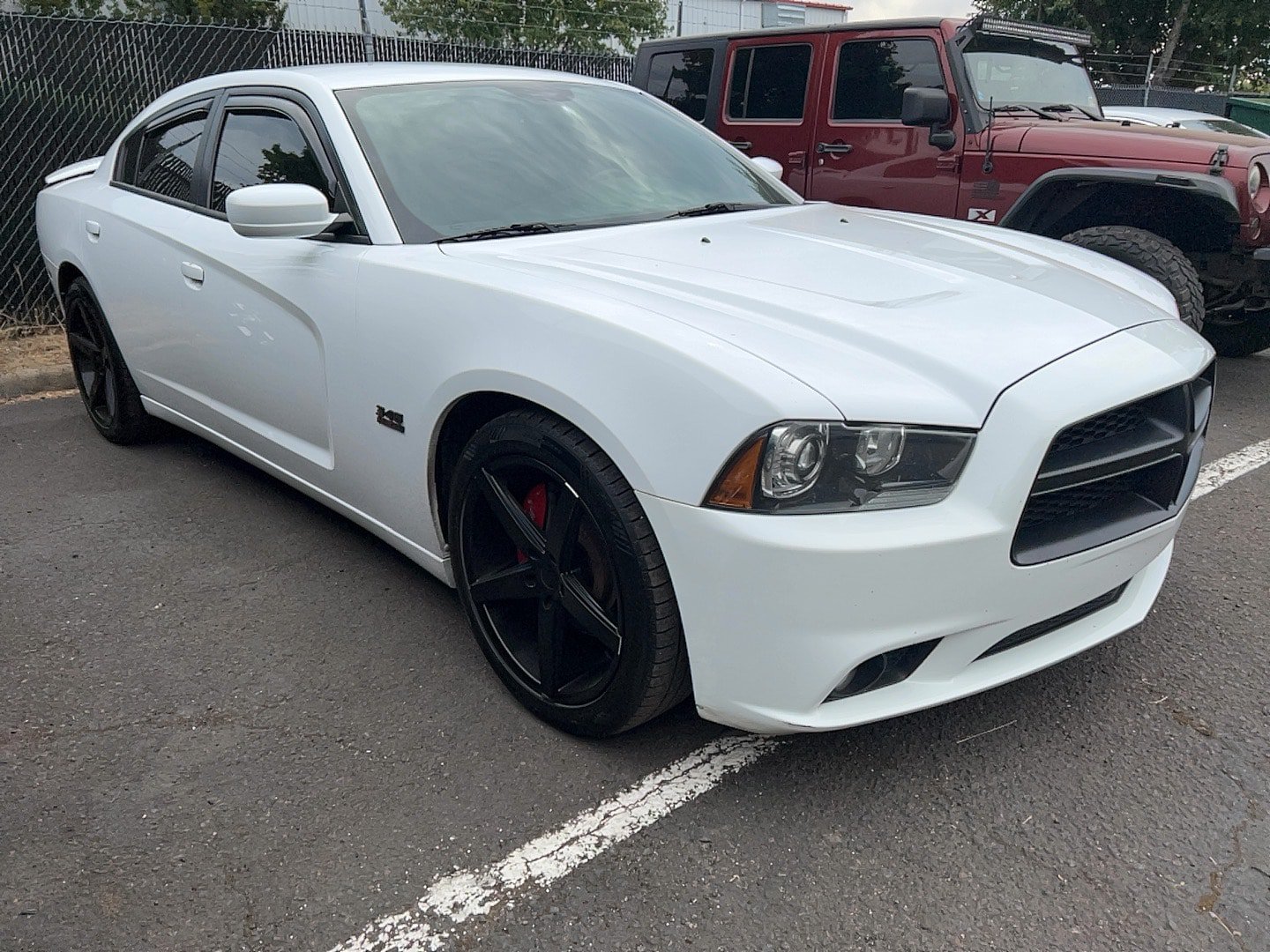 Used 2014 Dodge Charger R/T RWD image 3