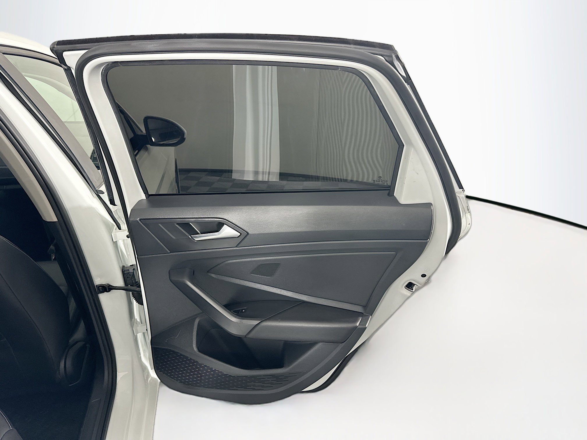 Used 2024 Volkswagen Jetta SE image 27