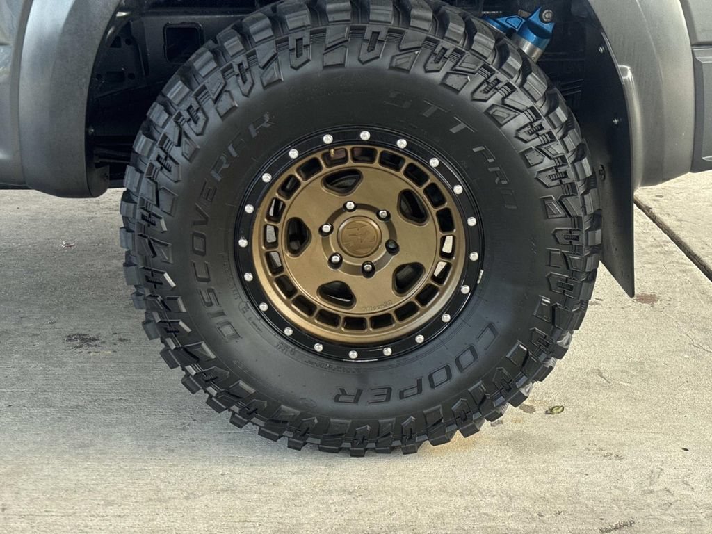 Used 2018 Ford F150 Raptor w/ Equipment Group 802A Luxury AWD/4WD image 5