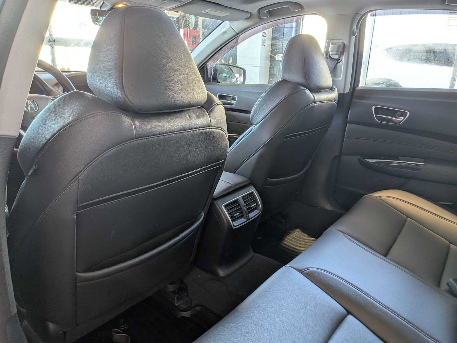 Used 2019 Acura TLX image 17