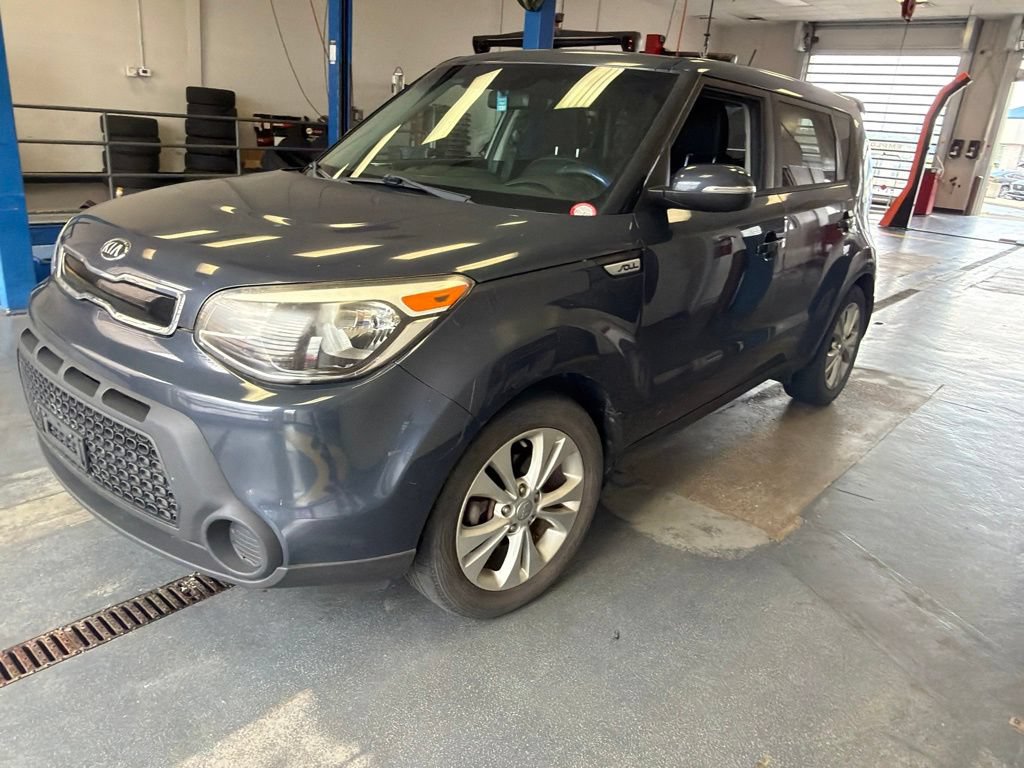 Used 2014 Kia Soul + w/ Audio Package FWD image 5