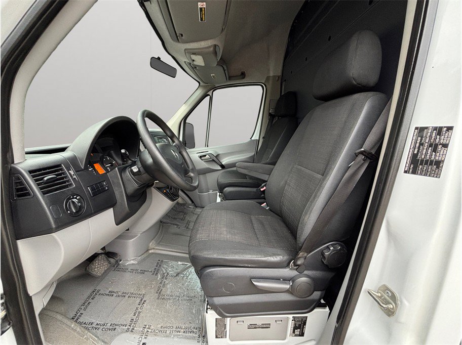 Used 2014 Mercedes-Benz Sprinter 3500 170 Extended Cargo image 2