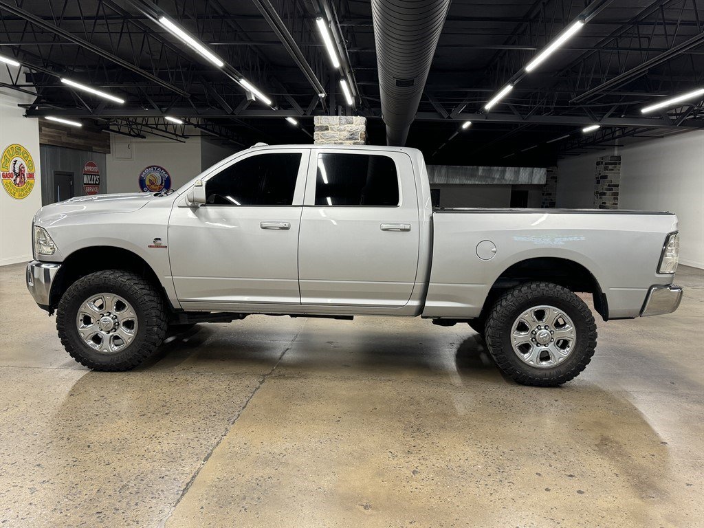 Used 2015 RAM 2500 Tradesman w/ Chrome Appearance Group AWD/4WD image 4