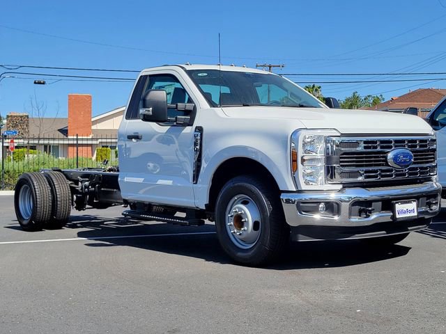 New 2026 Ford F350 XL w/ XL Chrome Package image 24