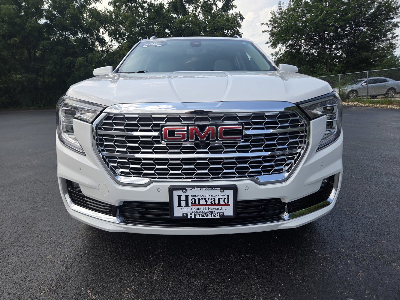 Used 2022 GMC Terrain Denali w/ Denali Premium Package AWD/4WD image 42