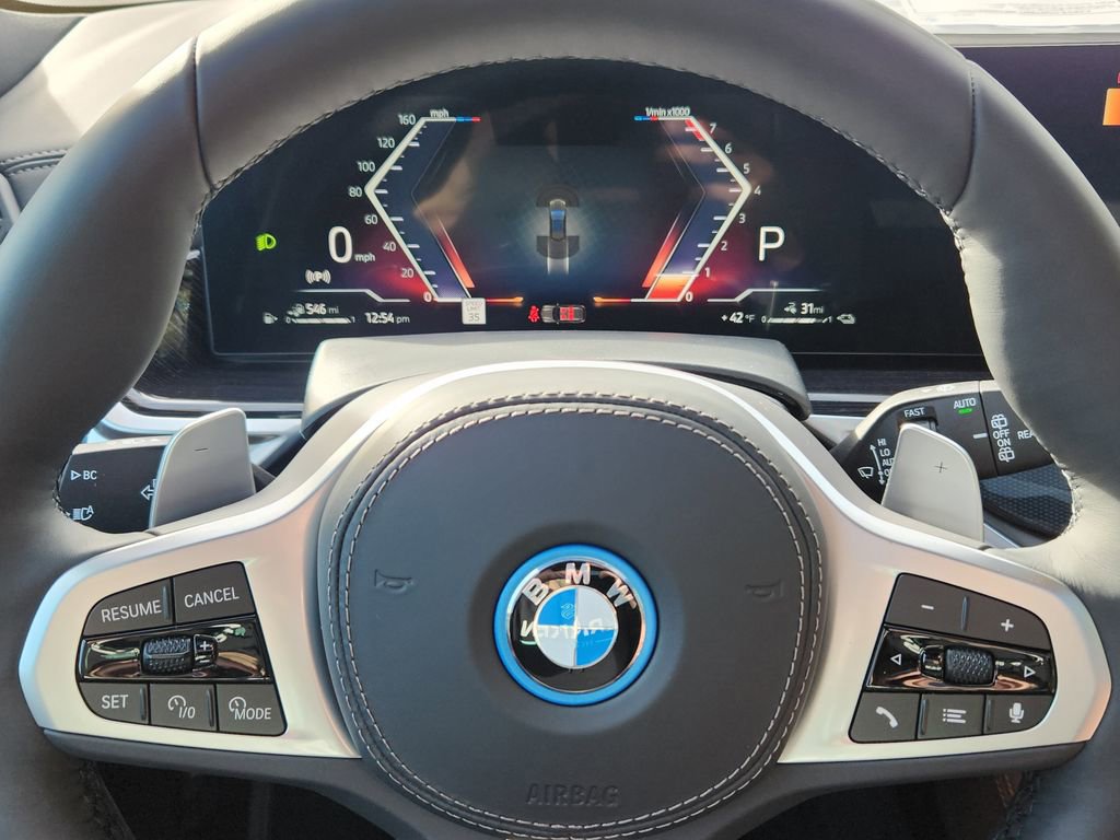 New 2026 BMW X5 xDrive50e image 12