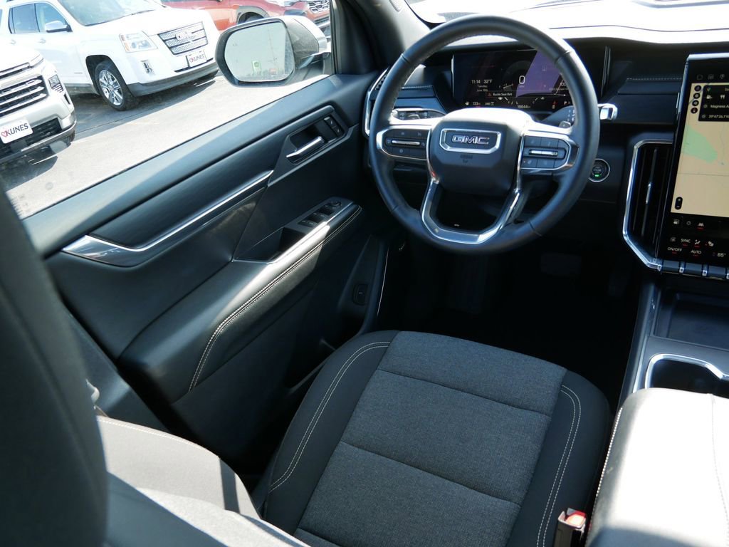 Used 2023 GMC Terrain SLT w/ Infotainment Package II image 13