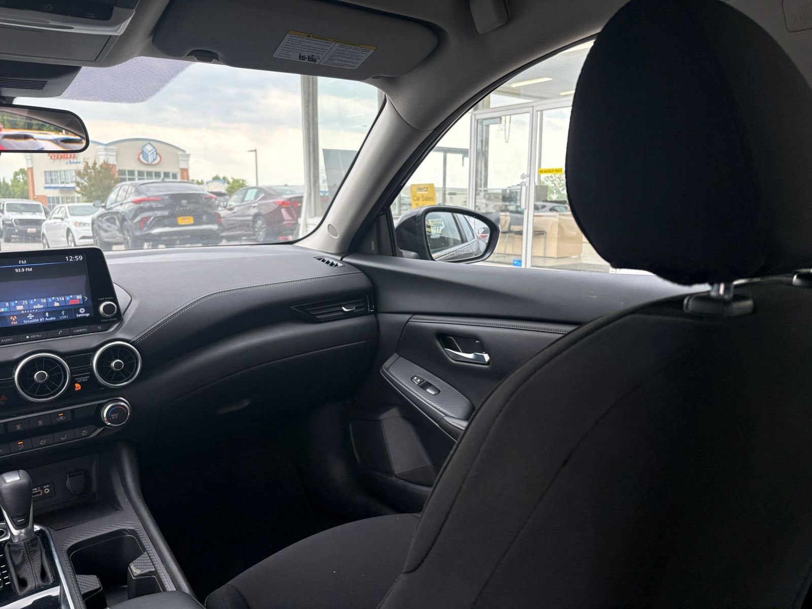 Used 2025 Nissan Sentra SV FWD image 33