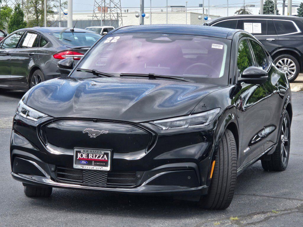 Used 2022 Ford Mustang Mach-E Premium image 3