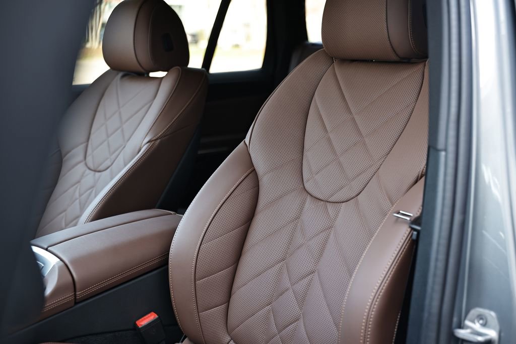 New 2026 BMW X5 sDrive40i w/ M Sport Package image 23