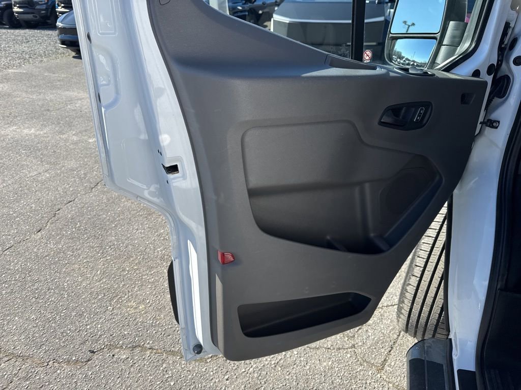 Used 2022 Ford Transit 250 Low Roof w/ Exterior Upgrade Package RWD image 19