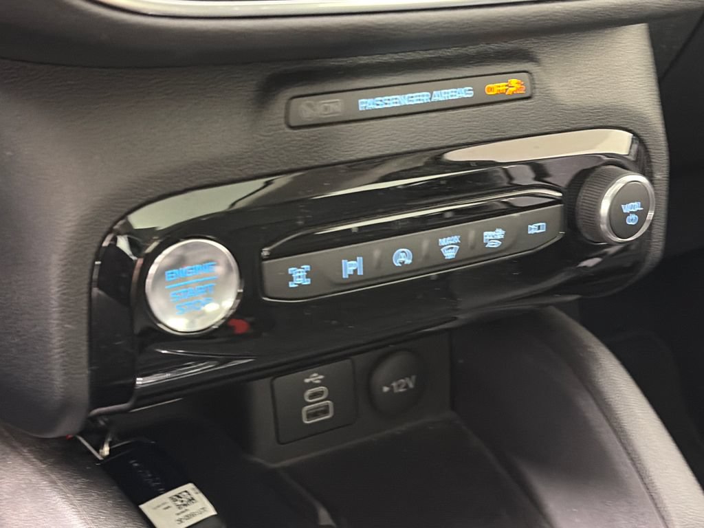Used 2024 Ford Escape Platinum w/ Premium Technology Package AWD/4WD image 21