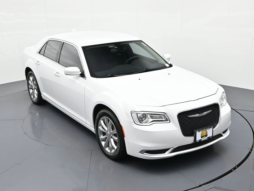 Used 2022 Chrysler 300 Touring AWD/4WD image 20