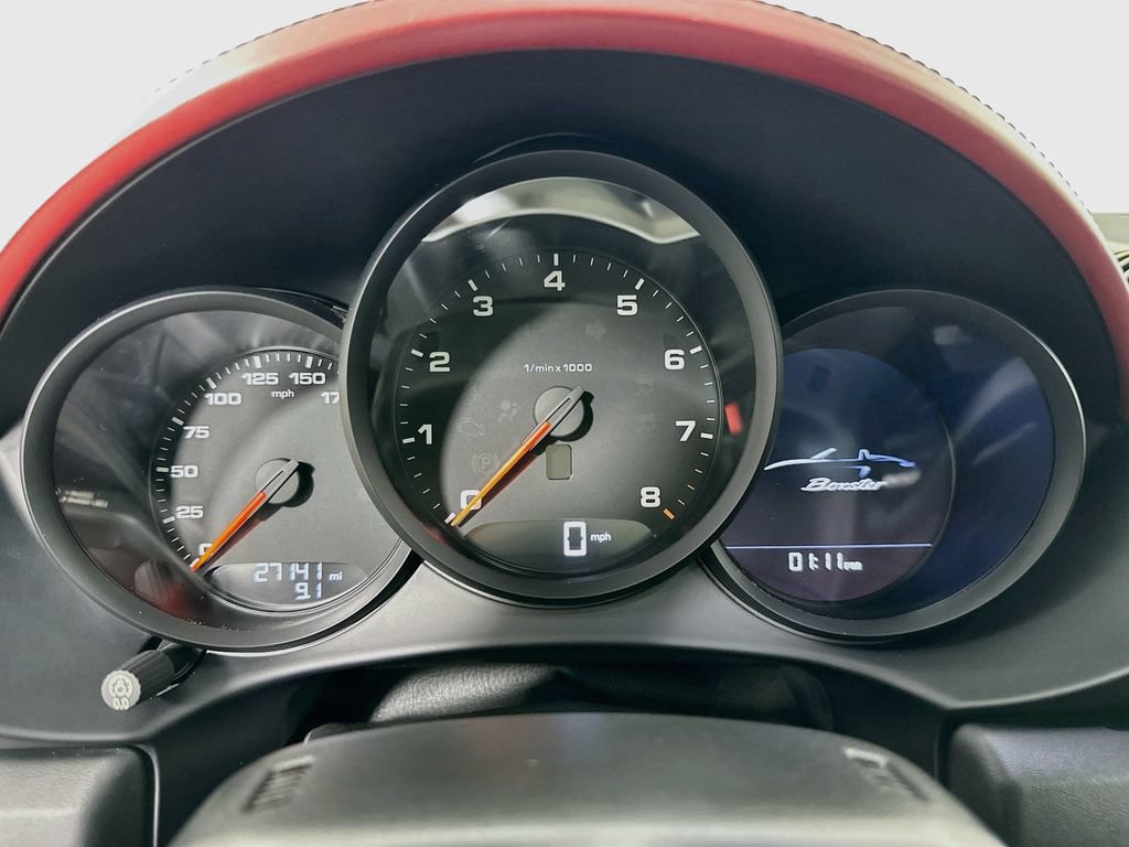 Used 2017 Porsche 718 Boxster RWD image 11