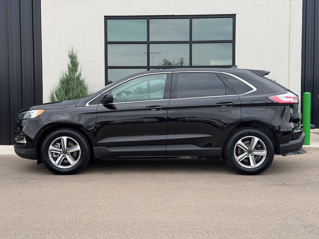 Used 2024 Ford Edge SEL w/ Convenience Package AWD/4WD image 2