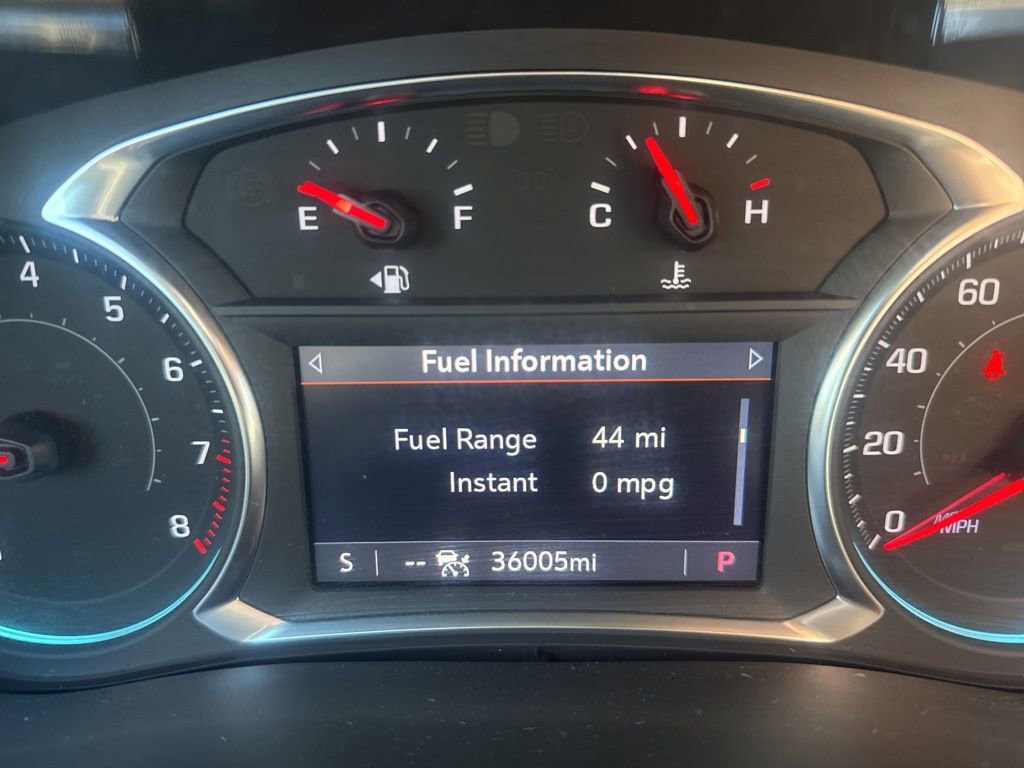 Used 2023 Chevrolet Traverse LT w/ LT Premium Package AWD/4WD image 18