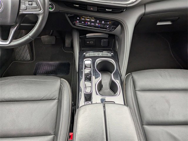 Used 2023 Buick Envision Essence image 20