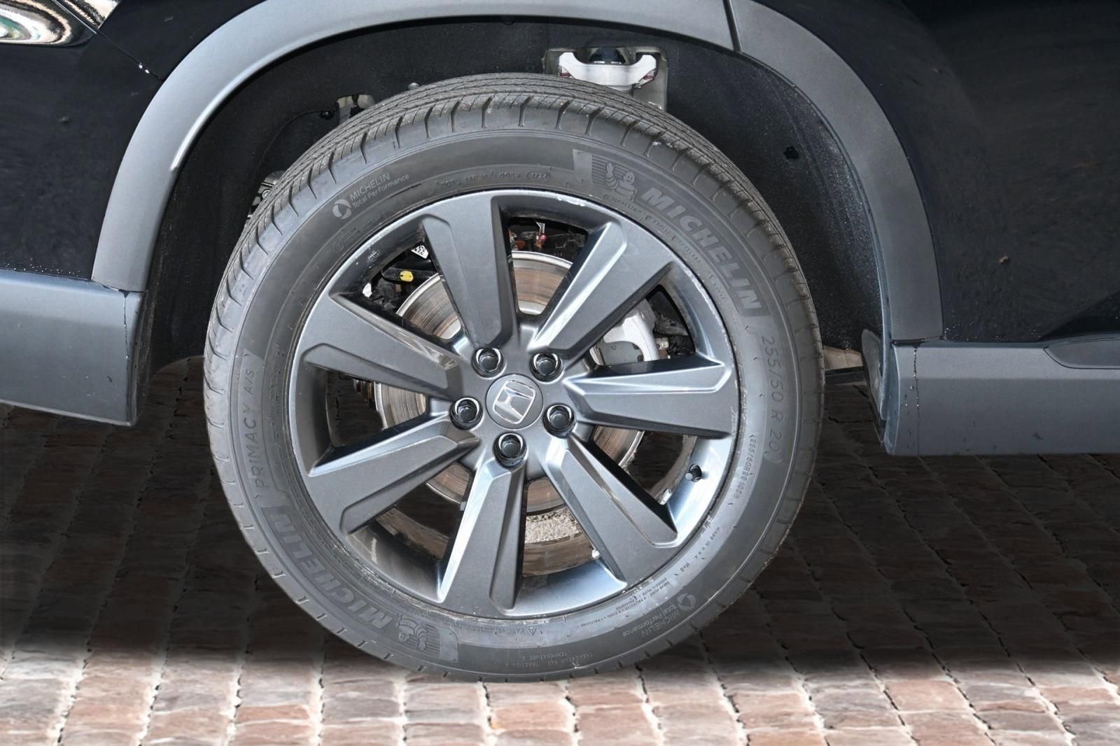 New 2026 Honda Pilot Sport image 36