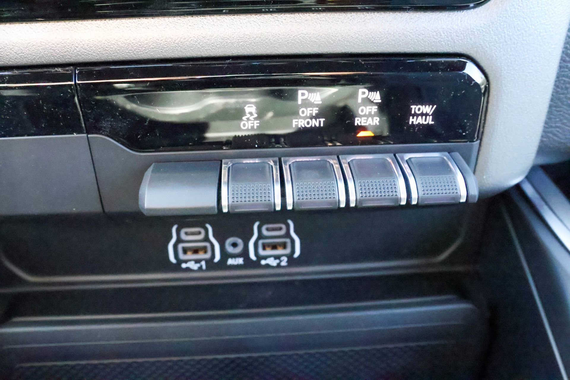 New 2026 RAM 1500 Express image 23