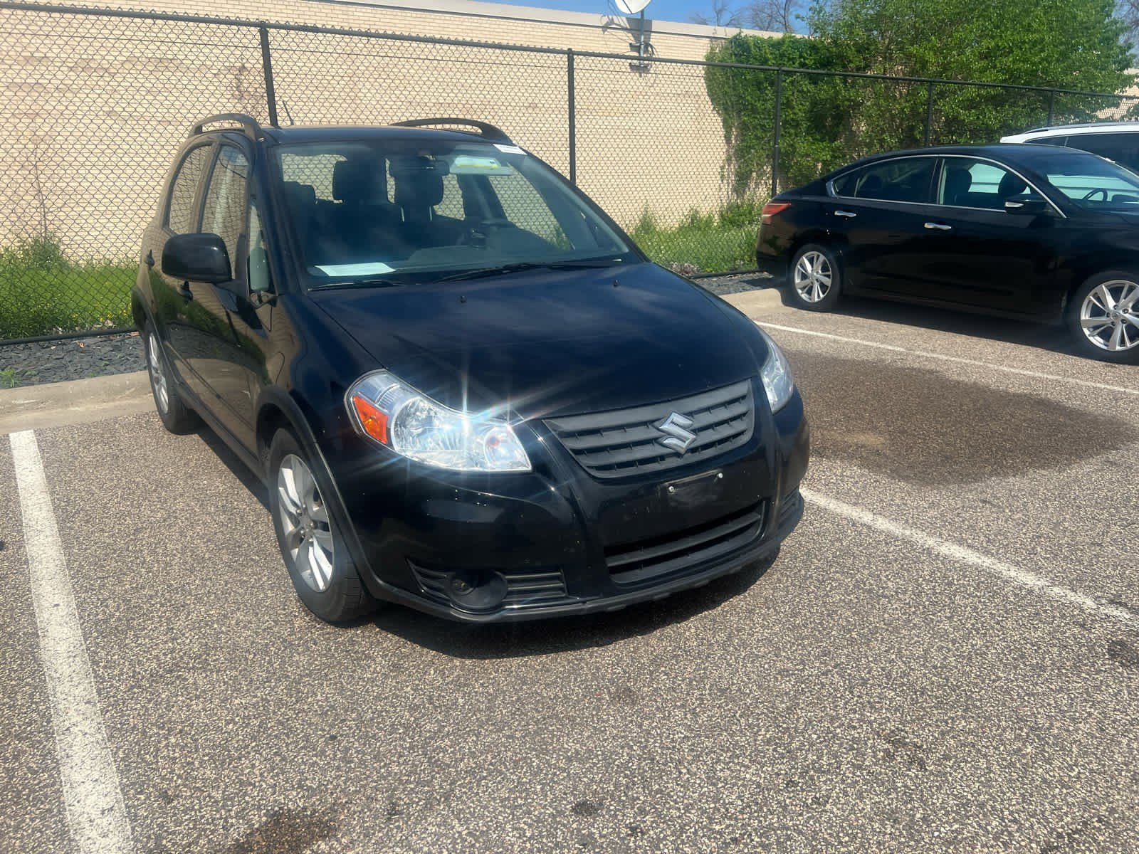 Used 2013 Suzuki SX4 Premium AWD/4WD image 2
