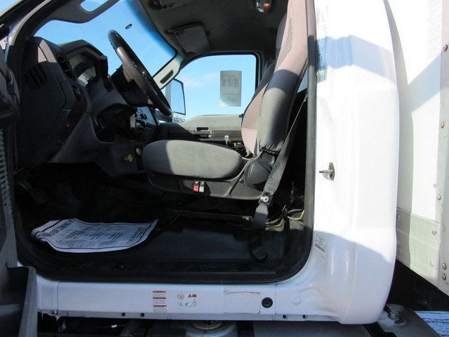 Used 2016 Ford F650 2WD Regular Cab Super Duty image 36