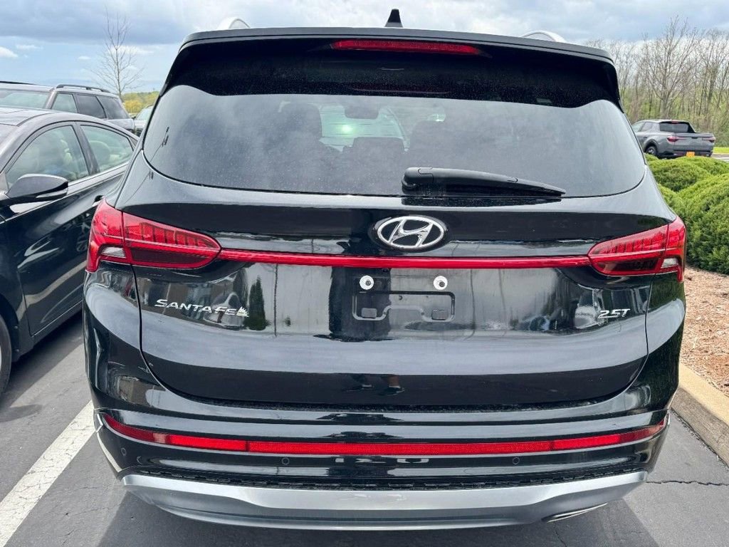 Used 2023 Hyundai Santa Fe Calligraphy image 3