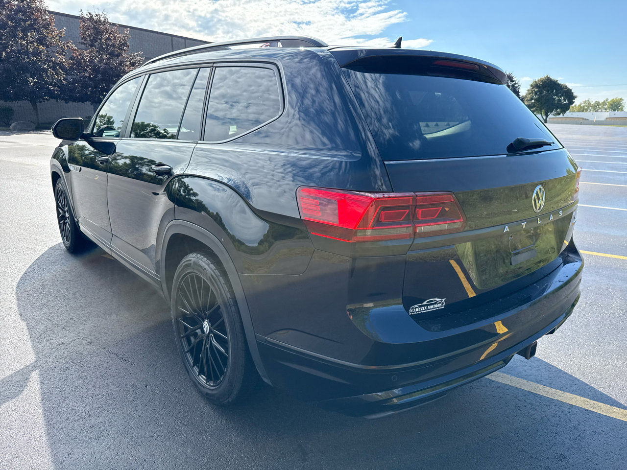 Used 2019 Volkswagen Atlas SEL R-Line image 7