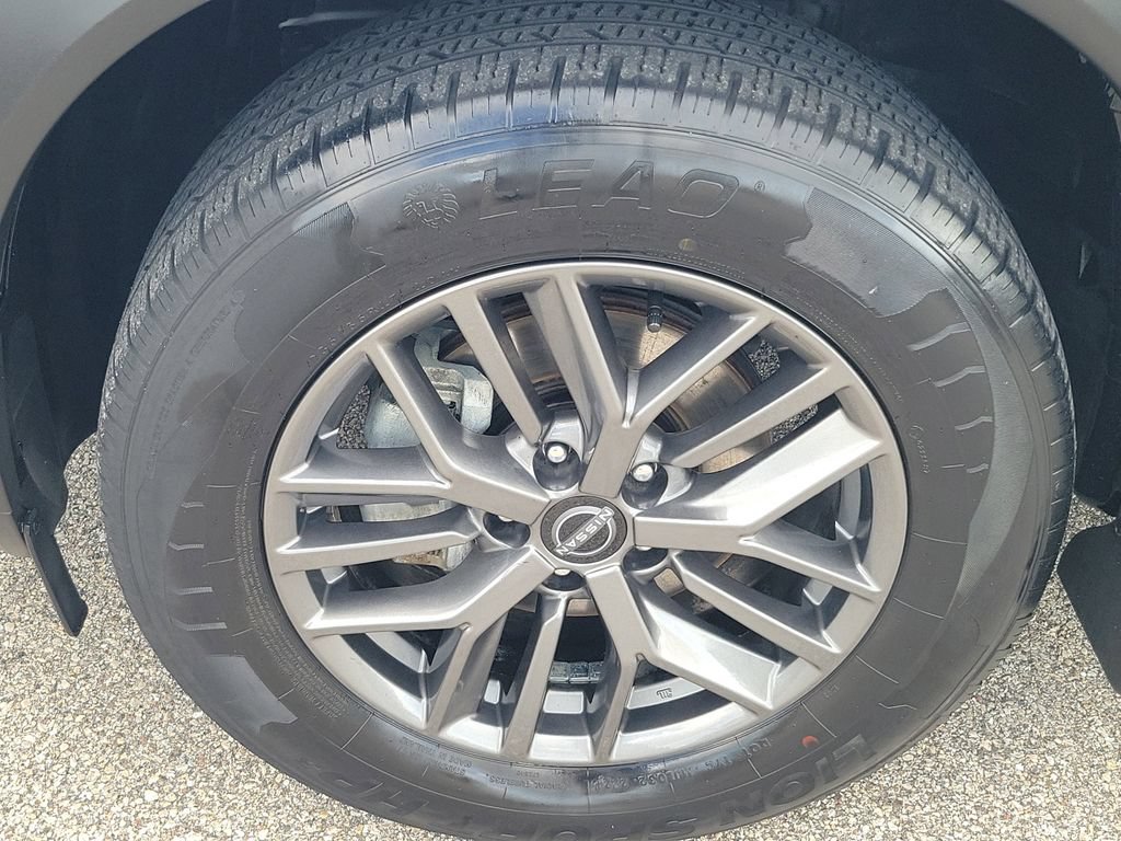 Used 2023 Nissan Rogue S FWD image 7