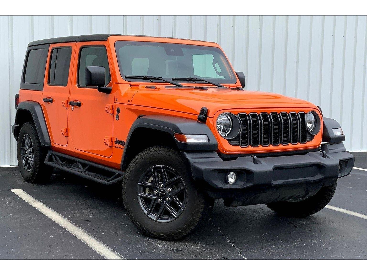 Used 2025 Jeep Wrangler Sport S image 2