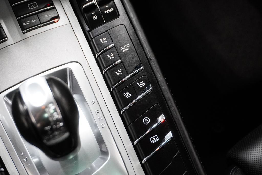 Used 2014 Porsche Panamera Turbo image 26