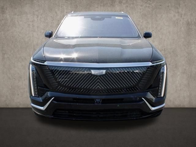 New 2026 Cadillac Vistiq Luxury w/ LPO, Floor Liner Package AWD/4WD image 6