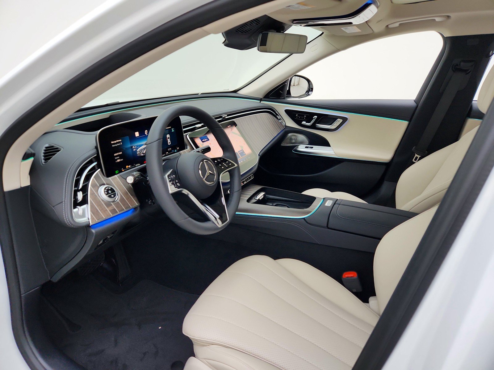 New 2026 Mercedes-Benz E 450 4MATIC Sedan image 16
