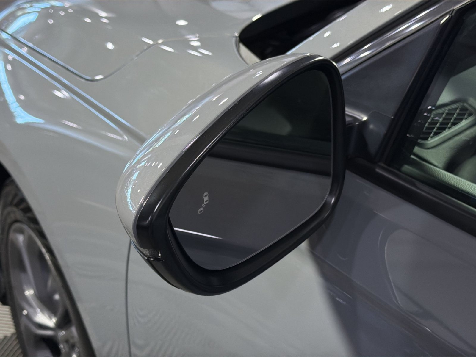 Used 2025 Honda Accord EX-L image 14